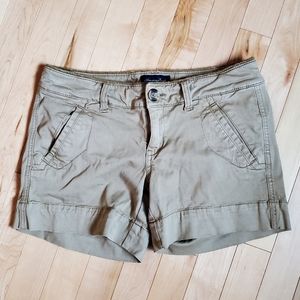 American Eagle Stretch Gold Trim Khaki Shorts SZ 0